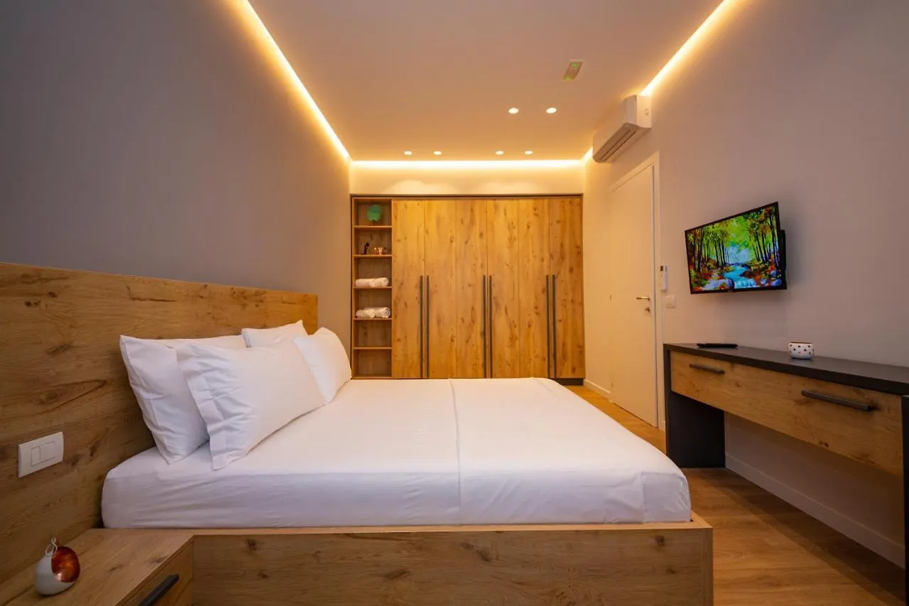 Central Chic Apartments Tirana 0*,